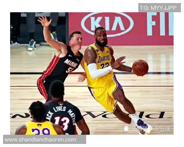 2020年湖人与热火总决赛第一场精彩录像回放全程回顾与分析